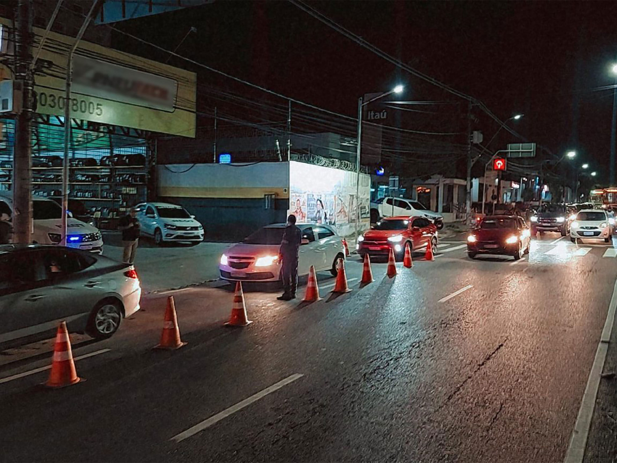 Detran AM flagra 77 condutores dirigindo sob efeito de bebida alcoólica