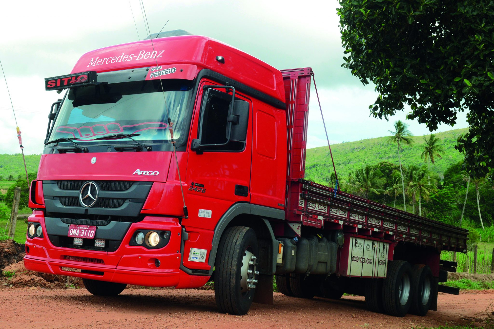 No Brasil, Mercedes-Benz Atego 2426 é O Caminhão Com Maior Valor De ...