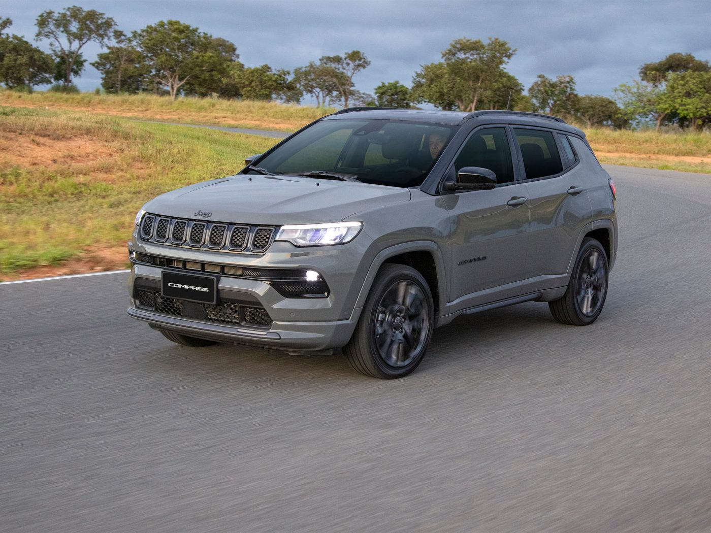 Jeep Compass E Commander Apresentam Linha 2023 Com Mais Tecnologia E ...