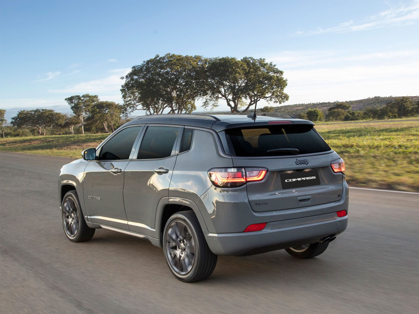 Jeep Compass e Commander apresentam linha com mais tecnologia e novos equipamentos de série